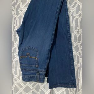 Kimes ranch betty 17 size 8/38